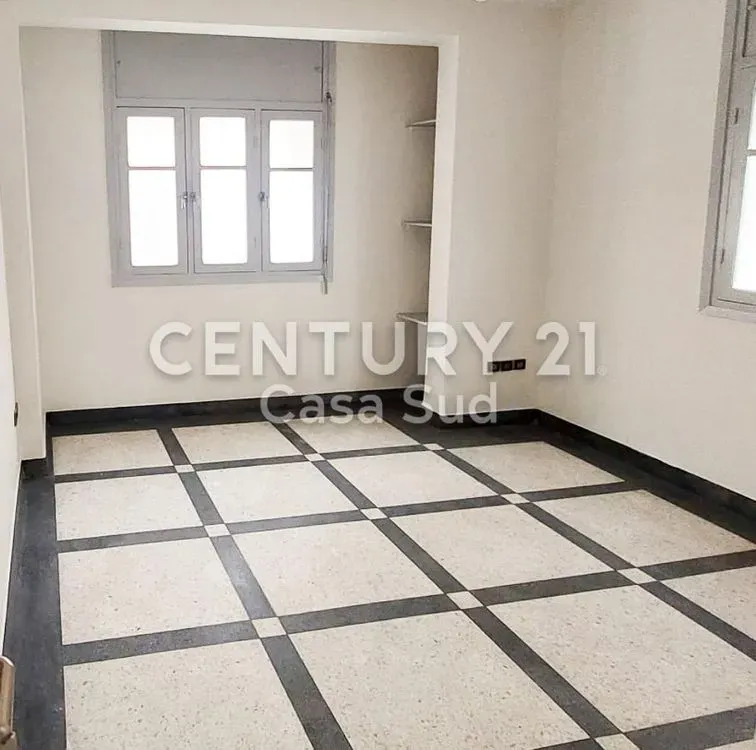 Bureau à louer 8 000 dh 103 m² - Hay Moulay Abdellah Casablanca