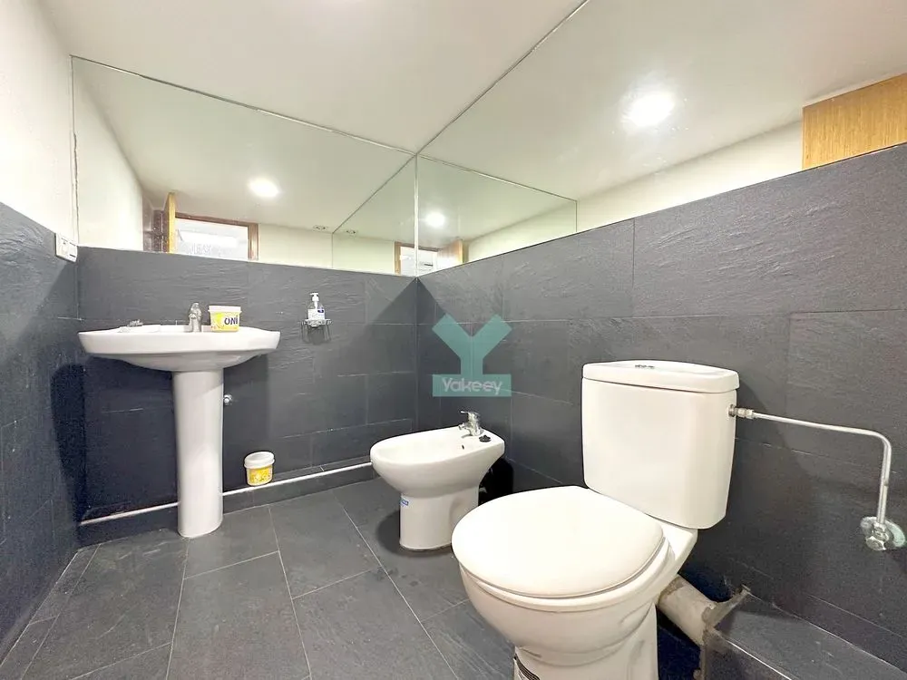 Commerce à vendre 5 450 000 dh 271 m² - Les princesses Casablanca | Agenz