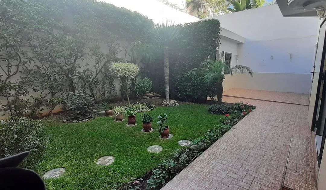 Villa à vendre 5 990 000 dh 285 m², 4 chambres - Ain Diab Casablanca