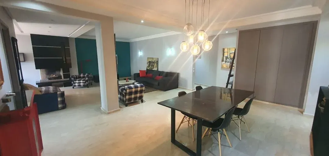 Appartement à louer 12 500 dh 140 m², 2 chambres - Racine Casablanca