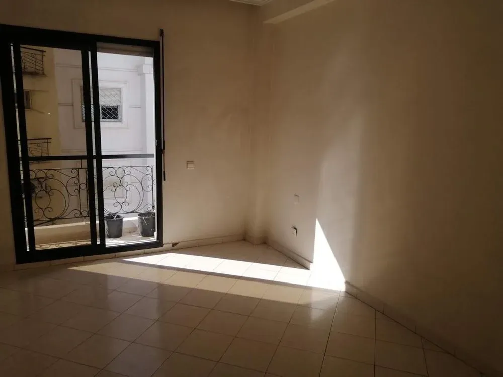Appartement à louer 8 500 dh 102 m², 3 chambres - Racine Casablanca