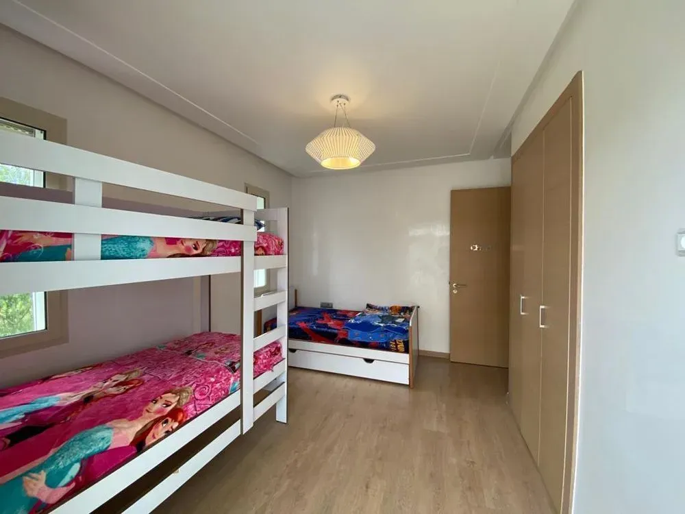 Appartement à louer 13 000 dh 160 m² avec 3 chambres - Ville Verte Nouaceur | Agenz