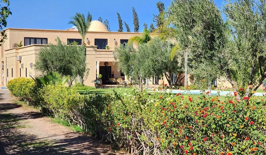 Villa à vendre 8 532 000 dh 10 000 m², 5 chambres - Route de Fès Marrakech