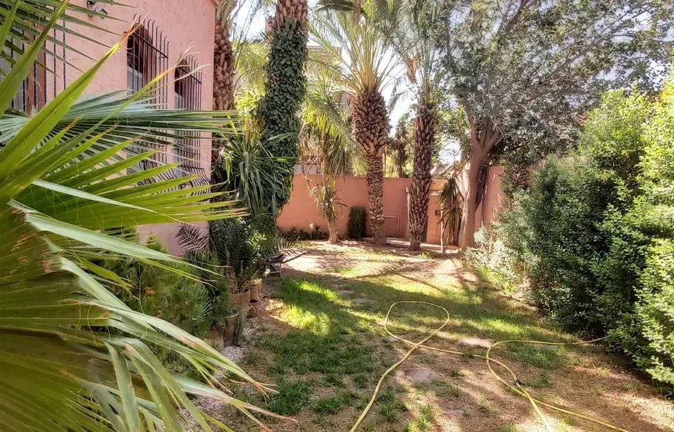 Villa for Sale 6 480 000 dh 1 015 sqm, 5 rooms - Masmoudi Marrakech