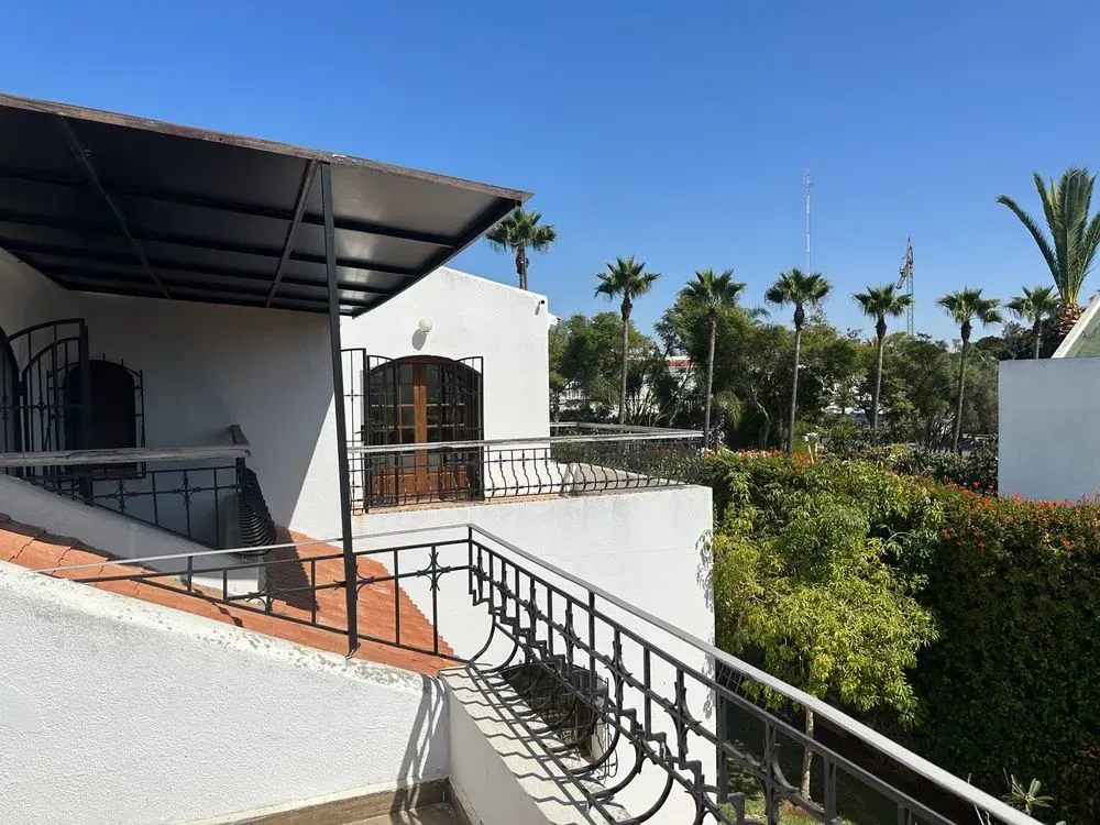 Villa à vendre 9 000 000 dh 1 000 m², 4 chambres - Riyad Rabat
