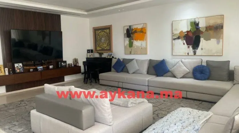 Apartment for Sale 6 400 000 dh 258 sqm, 4 rooms - Souissi Rabat
