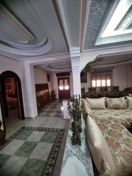 Villa à vendre 5 400 000 dh 520 m² avec 5 chambres - Administratif Tanger-Assilah | Agenz