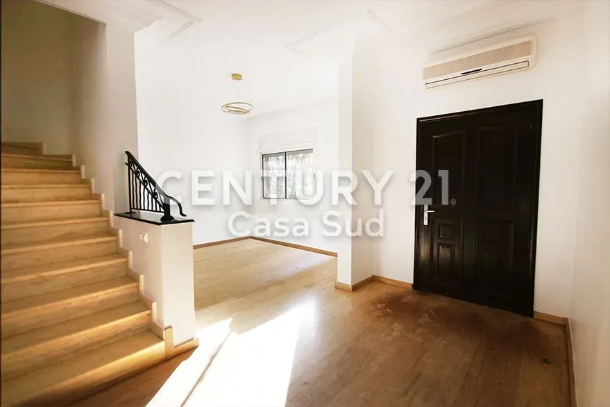 Villa à louer 20 000 dh 294 m², 4 chambres - Mandarona Casablanca