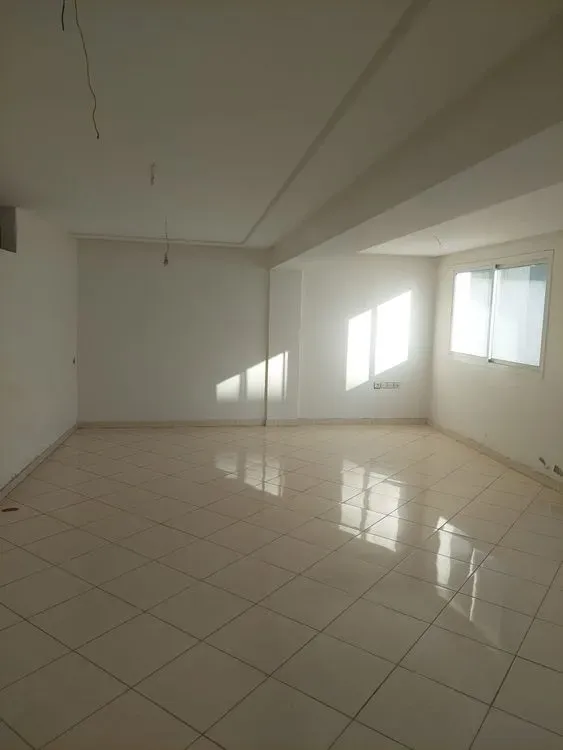 Bureau à louer 5 200 dh 92 m² - Ville Haute Kénitra | Agenz