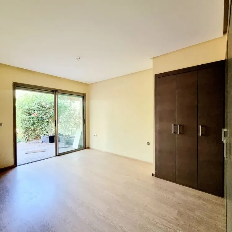 Appartement à vendre 3 000 000 dh 210 m² avec 3 chambres - Ville Verte 