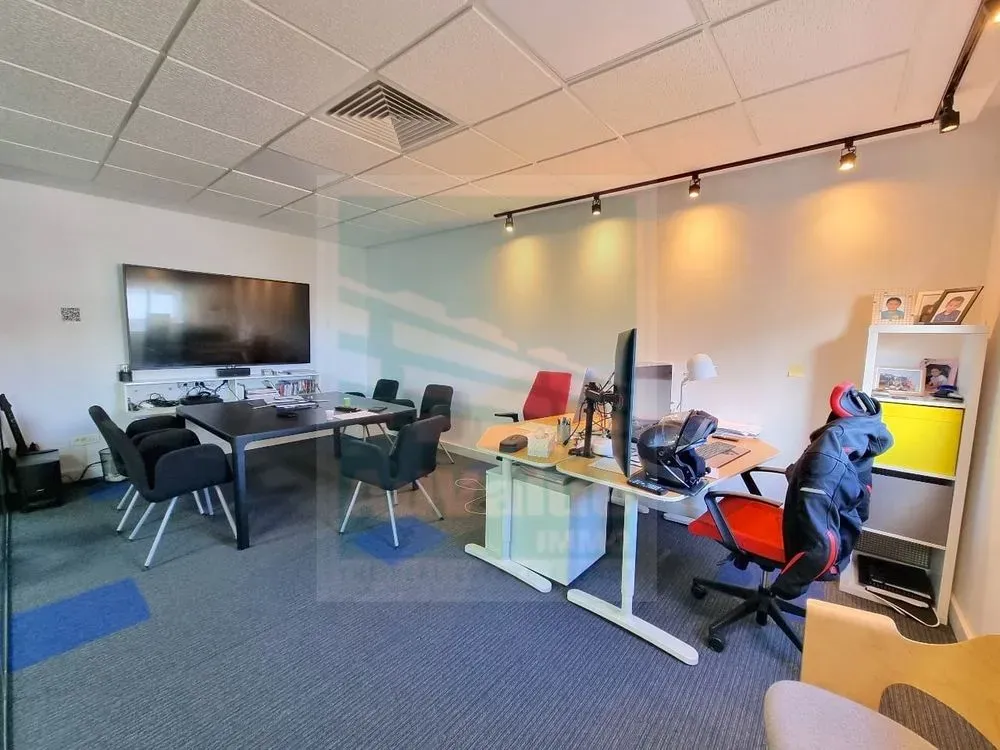 Bureau à louer 9 500 dh 66 m² - Oasis sud Casablanca