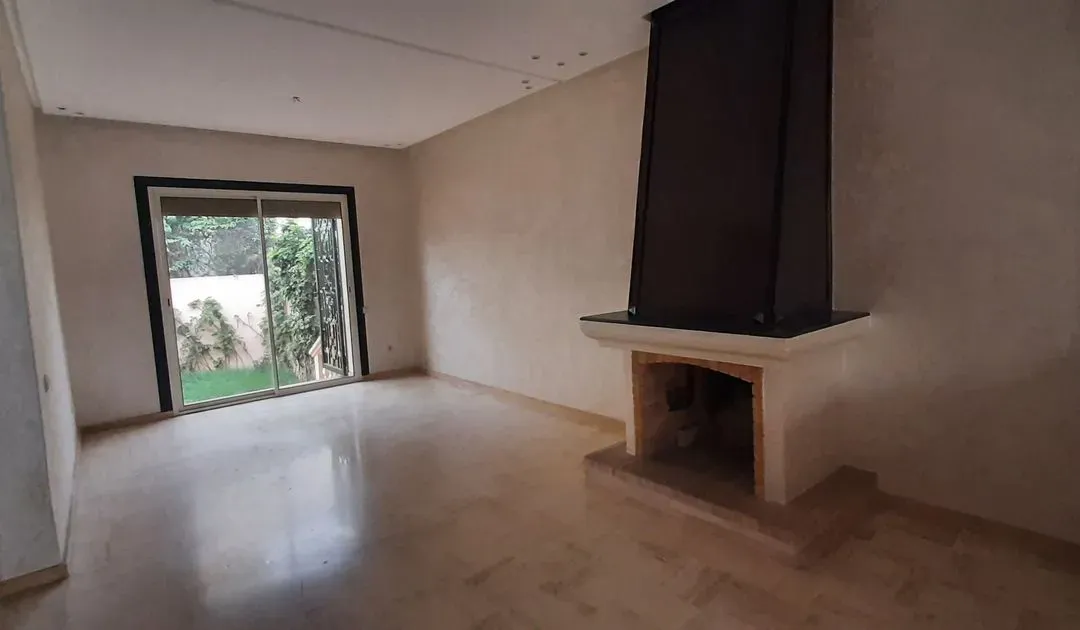 Villa à vendre 4 200 000 dh 250 m², 4 chambres - Sidi Maarouf Casablanca