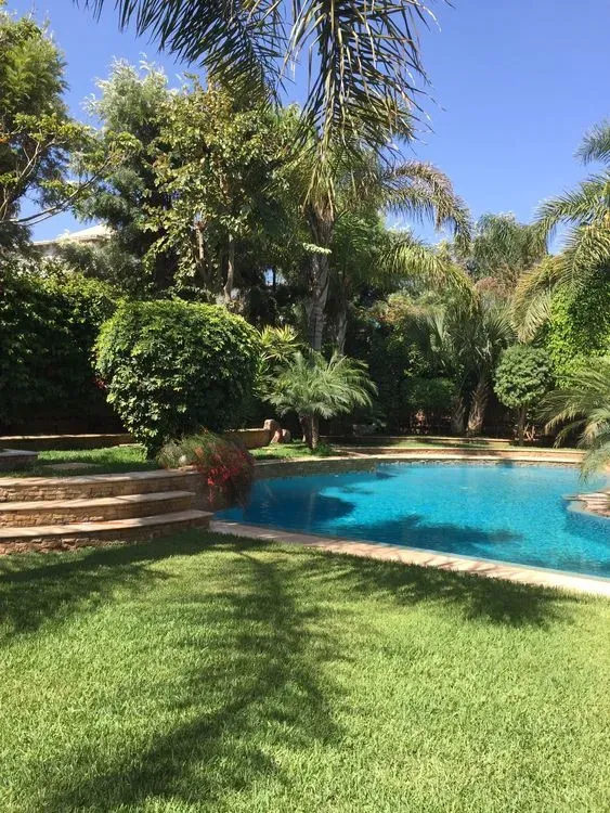 Villa à louer 65 000 dh 1 000 m², 5 chambres - Californie Casablanca