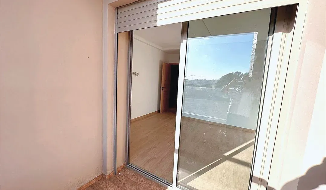 Apartment for Sale 890 000 dh 85 sqm, 2 rooms - Almaz Casablanca