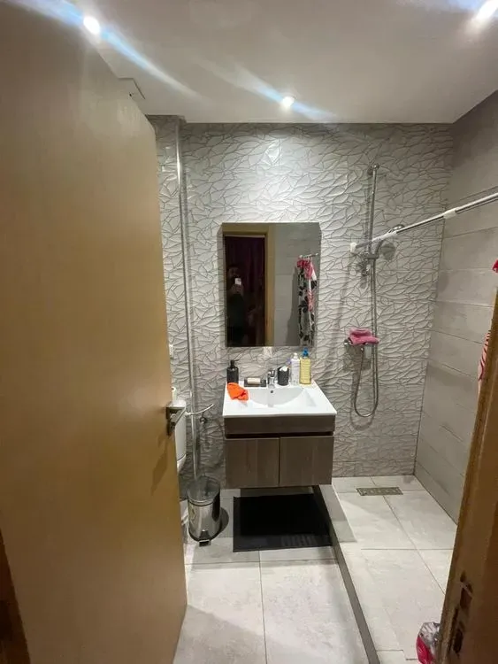 Appartement à louer 5 000 dh 80 m², 2 chambres - Dar Bouazza 