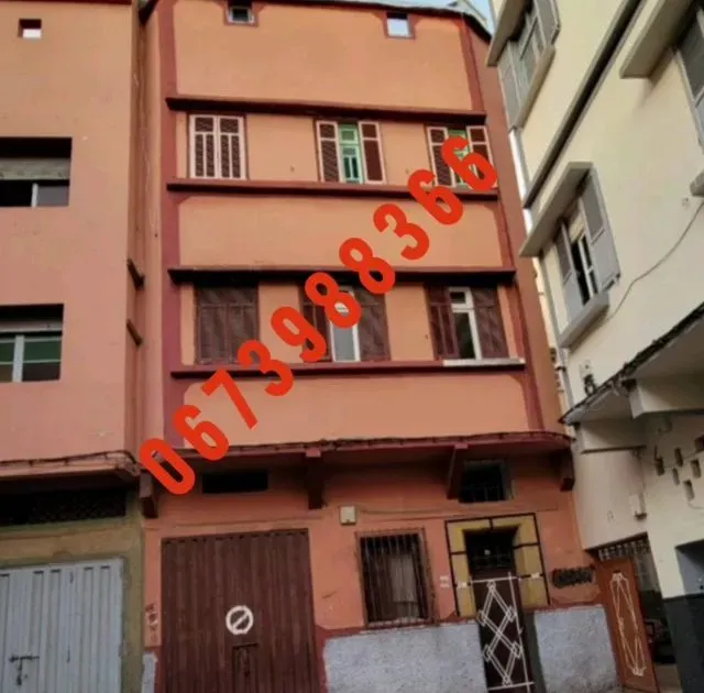 House for Sale 2 300 000 dh 100 sqm, 8 rooms - Other Casablanca