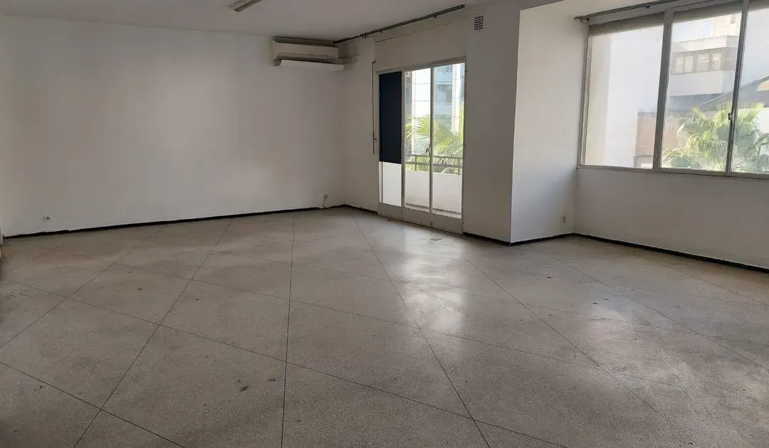 Bureau à louer 13 000 dh 220 m² - Gauthier Casablanca