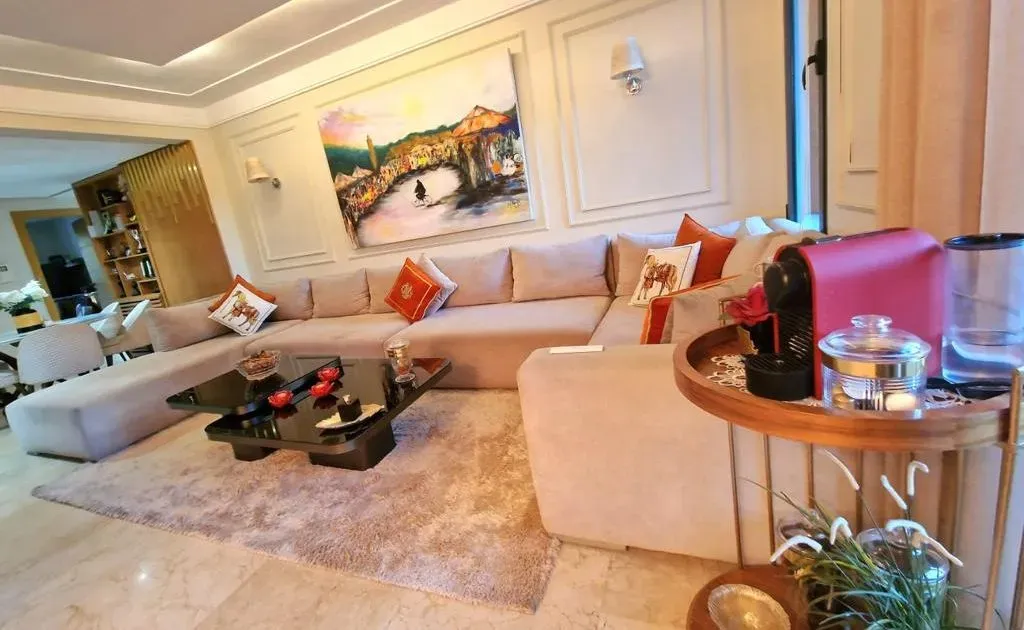 Apartment for Sale 5 000 000 dh 510 sqm, 3 rooms - Ville Verte 