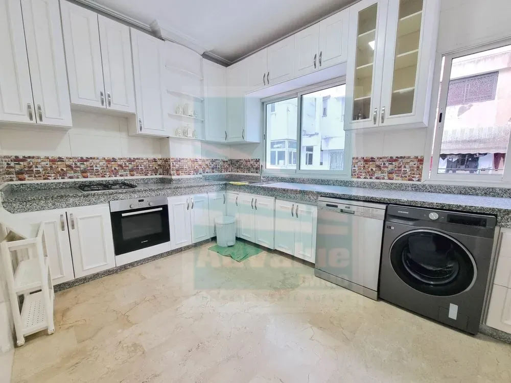 Apartment for rent 7 300 dh 120 sqm, 2 rooms Maârif Extension Casablanca