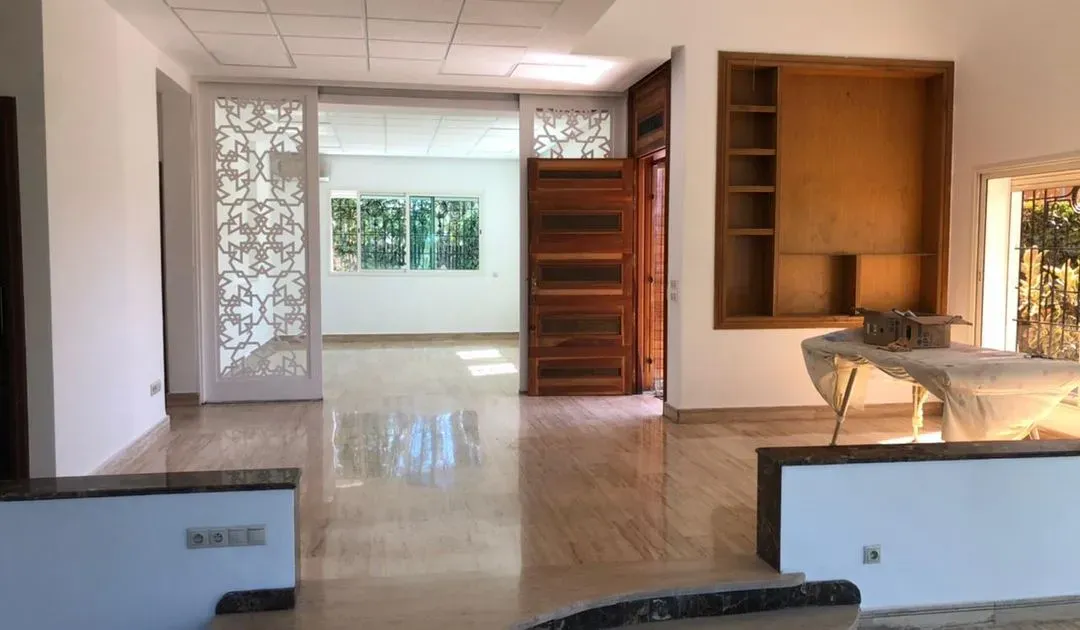 Villa à louer 40 000 dh 385 m², 7 chambres - Sidi Maarouf Casablanca