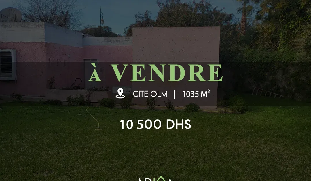 Villa Sold 1 035 sqm, 5 rooms - Souissi Rabat