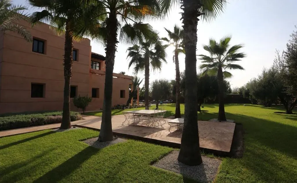 Villa for Sale 9 000 000 dh 3 000 sqm, 6 rooms - Other Marrakech