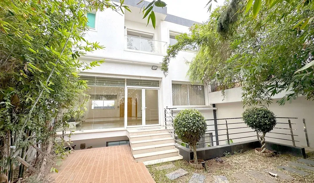 Villa à vendre 4 900 000 dh 250 m², 4 chambres - Nassim II Casablanca