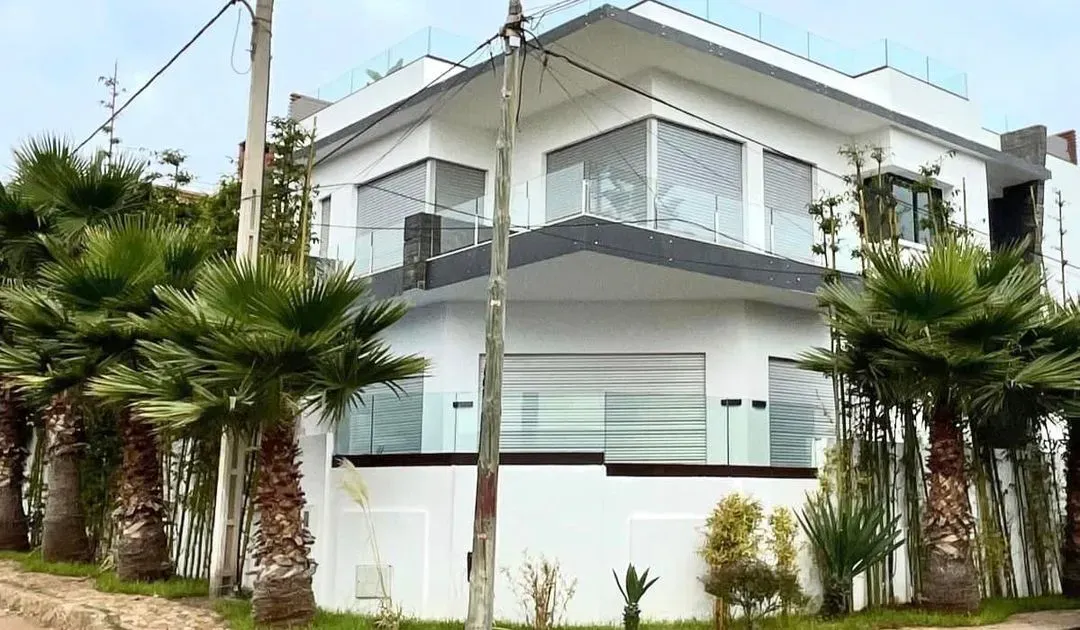 Villa à louer 35 000 dh 300 m², 4 chambres - Tamaris 