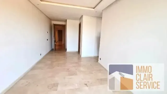 Studio à louer 7 500 dh 53 m² - Riyad Rabat