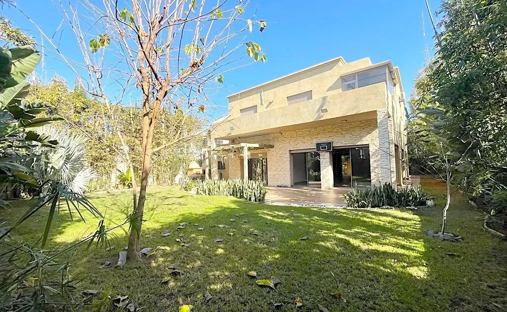 Villa for Sale 12 000 000 dh 720 sqm, 5 rooms - Ain Diab Extension Casablanca