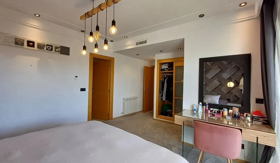 Apartment for Sale 3 090 000 dh 245 sqm, 3 rooms - Ville Verte 