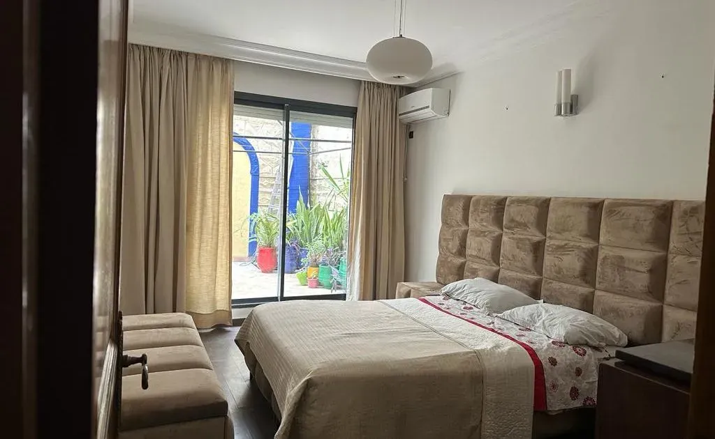 Appartement à louer 23 000 dh 240 m², 3 chambres - Racine Casablanca