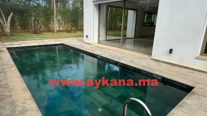 Villa à vendre 8 800 000 dh 685 m², 4 chambres - El Menzeh Skhirate- Témara