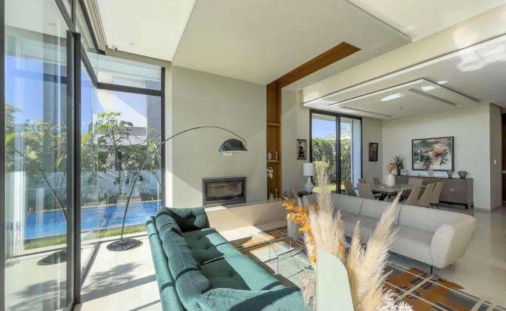Villa à vendre 5 500 000 dh 350 m², 4 chambres - Dar Bouazza 