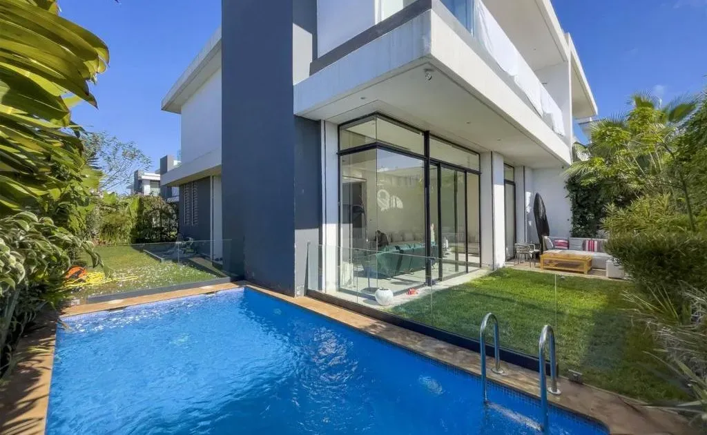 Villa à vendre 5 500 000 dh 350 m², 4 chambres - Dar Bouazza 