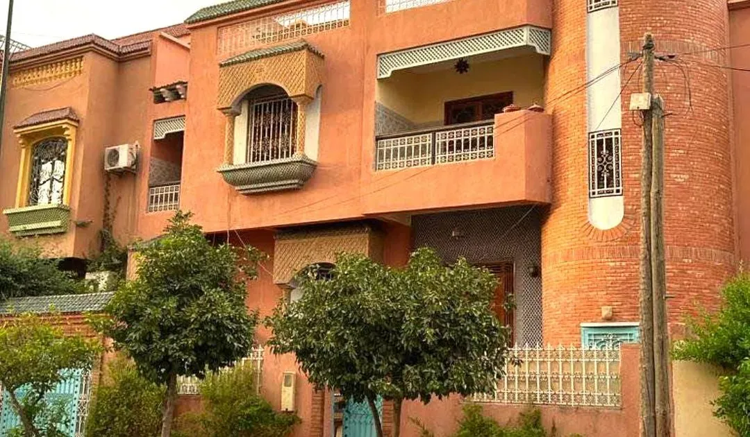 Villa à vendre 2 800 000 dh 294 m², 9 chambres - Belbekkar Marrakech