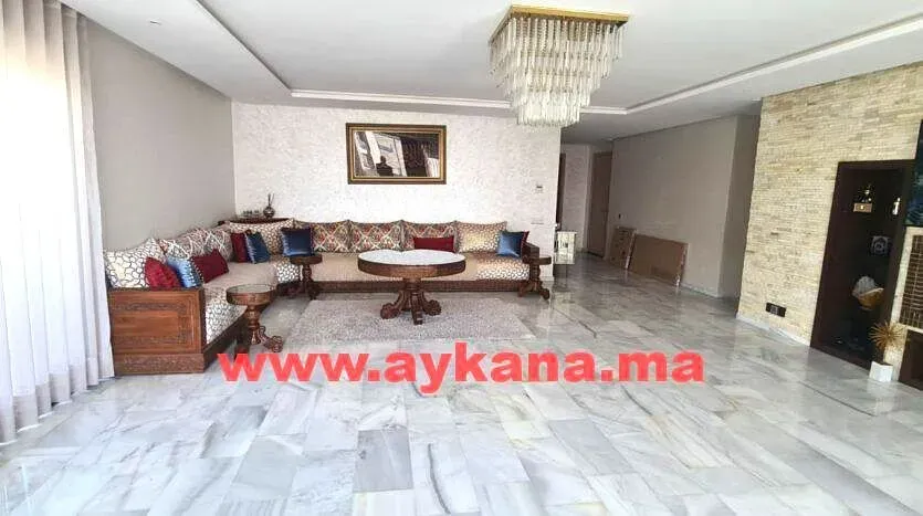 Appartement à vendre 4 500 000 dh 216 m², 4 chambres - Riyad Rabat