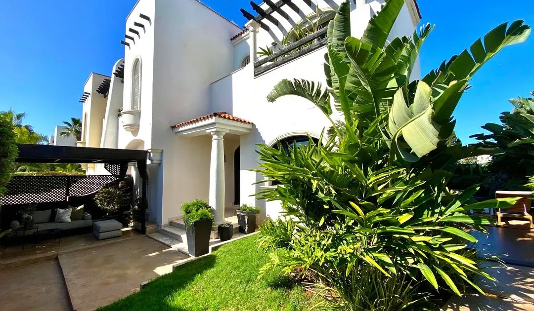 Villa à vendre 11 490 000 dh 460 m², 4 chambres - Ain Diab Casablanca