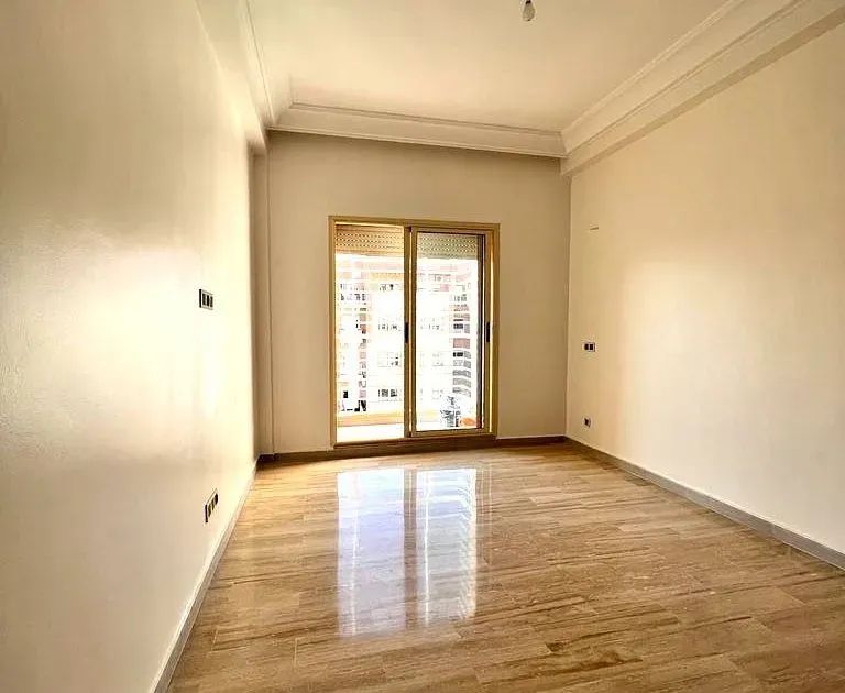 Apartment for Sale 1 380 000 dh 108 sqm, 3 rooms - Nassim 1 Casablanca