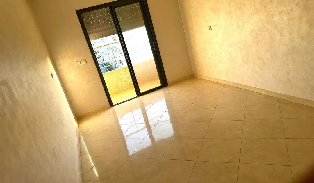 Appartement à vendre 680 000 dh 63 m², 2 chambres - Route de Rabat Benslimane