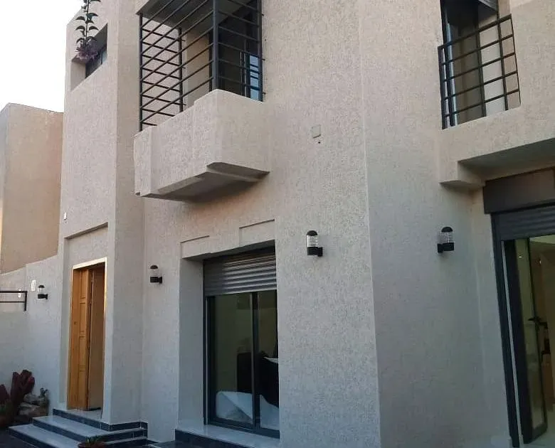 Duplex à vendre 4 000 000 dh 236 m², 5 chambres - Charaf Agadir