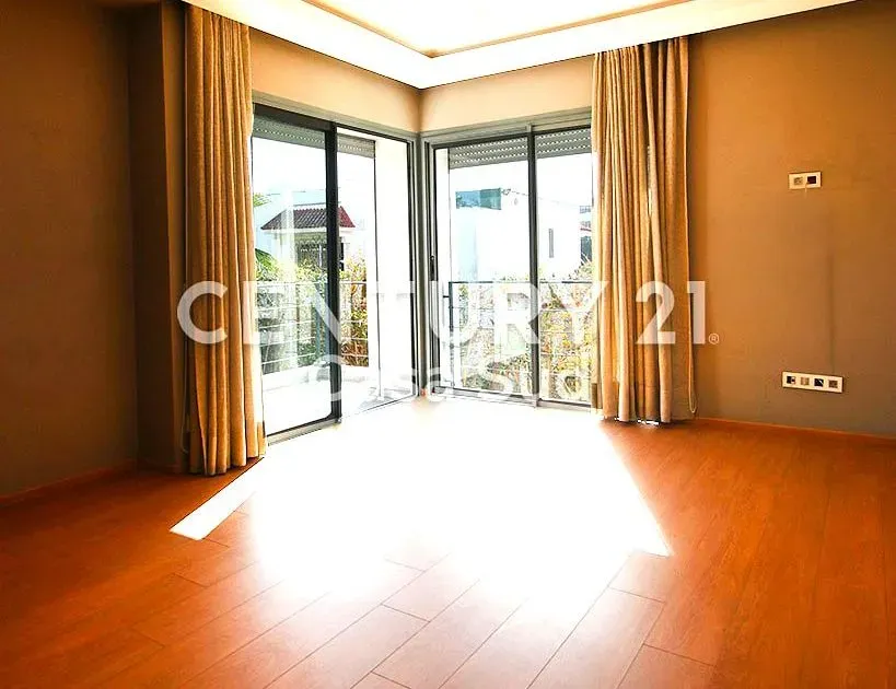 Villa for Sale 14 000 000 dh 459 sqm, 6 rooms - CIL Casablanca