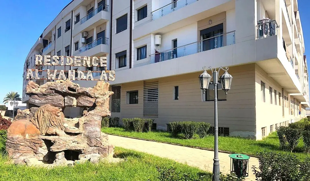 Appartement à vendre 950 000 dh 93 m², 3 chambres - Zone Industrielle Oukacha Casablanca