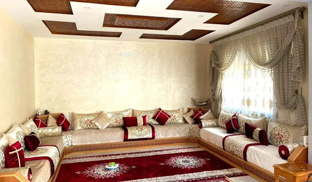 Villa for Sale 3 400 000 dh 450 sqm, 6 rooms - Masmoudi Marrakech