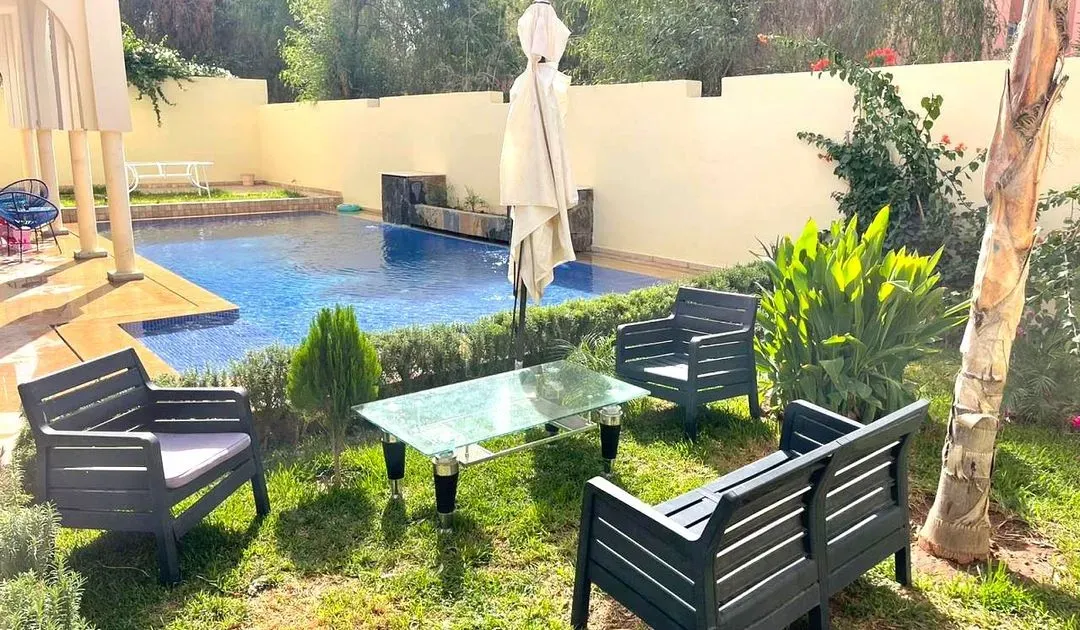 Villa à vendre 3 400 000 dh 450 m², 6 chambres - Masmoudi Marrakech