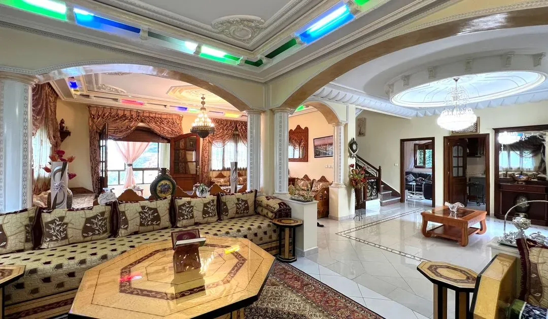 Villa à vendre 000 000 7 dh 380 m², 4 chambres - Californie Tanger