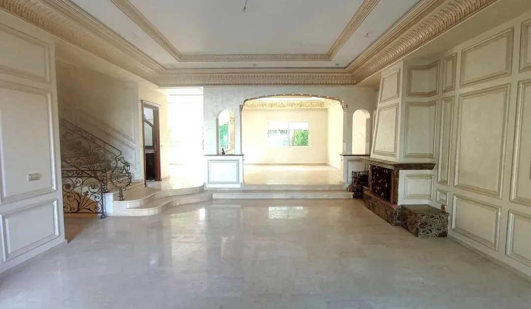 Villa à vendre 4 500 000 dh 250 m², 7 chambres - Al Mostakbal Casablanca