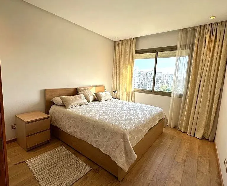 Appartement à louer 12 000 dh 130 m², 3 chambres - Oasis Casablanca