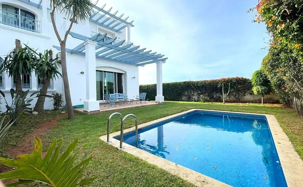 Villa à louer 33 000 dh 350 m², 5 chambres - Ain Diab Extension Casablanca