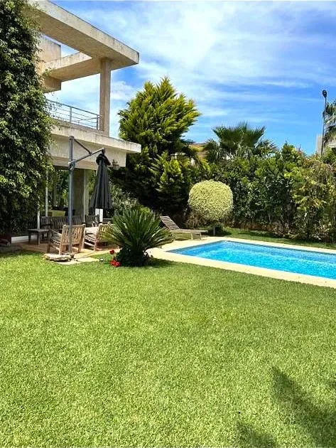 Villa for Sale 6 800 000 dh 0 sqm, 4 rooms - Bouskoura 